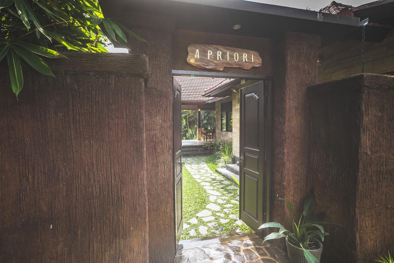 A Priori Villa Ubud Екстер'єр фото
