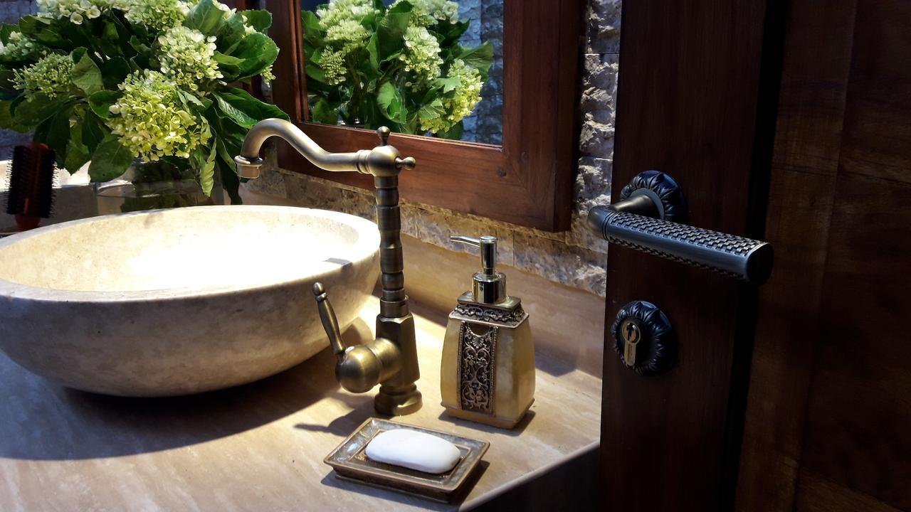 A Priori Villa Ubud Екстер'єр фото